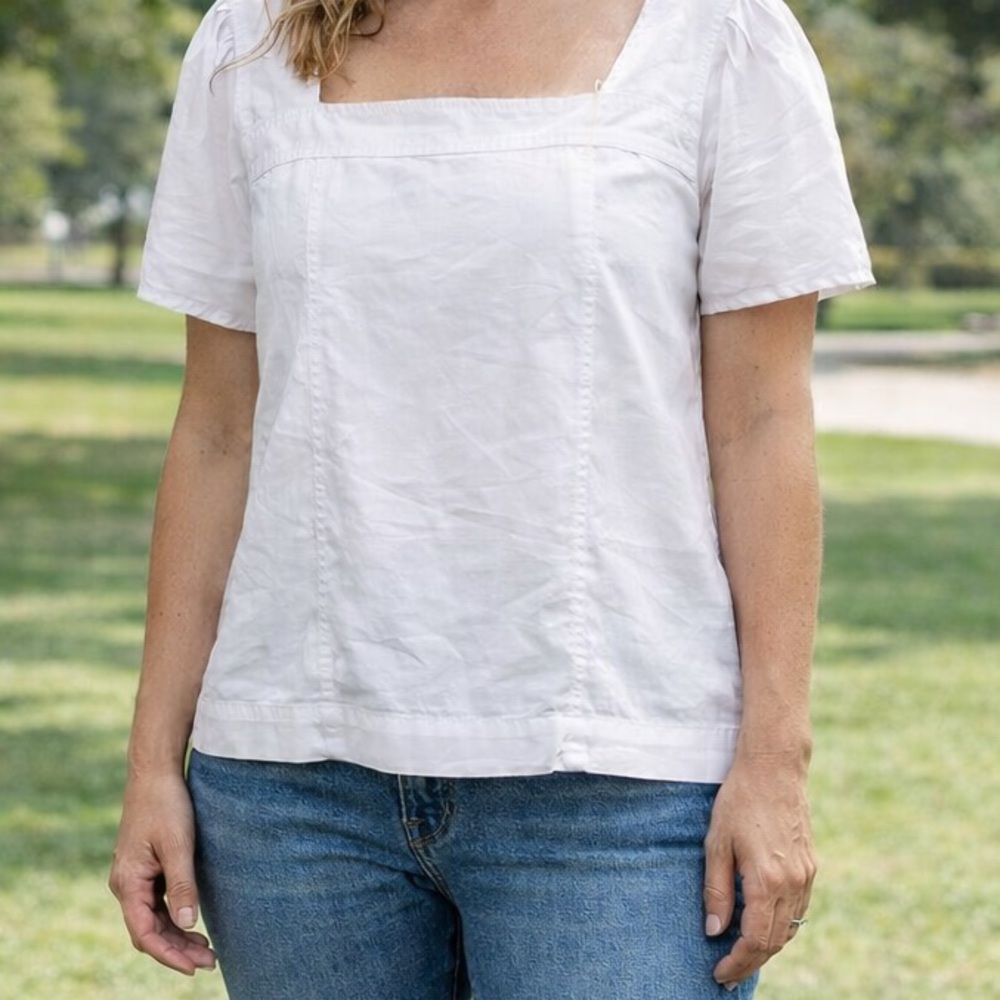 Vince Camuto White Square Neck Short Sleeve Top